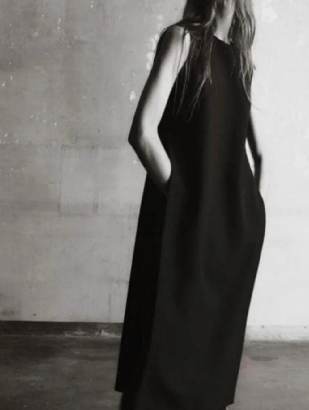 Zara ZW Collection Minimal Long Vest.  Black  Large